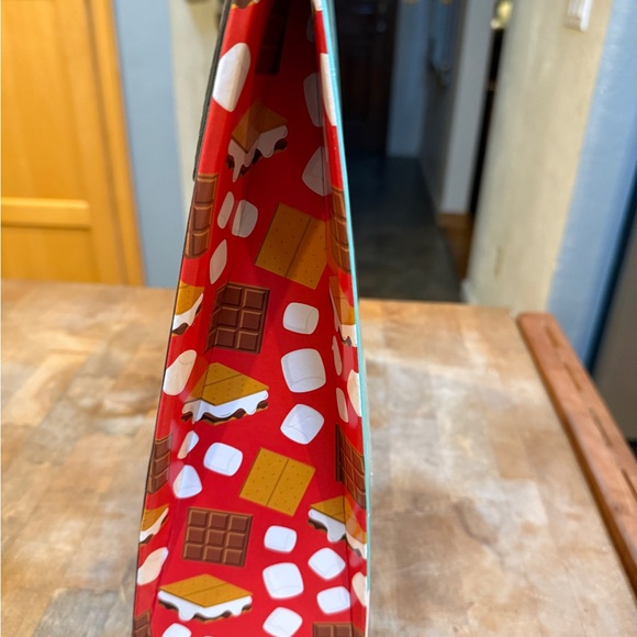 Bay Island S'mores Cocoa Mug Set with Snowman Mugs - Picture 7 of 11